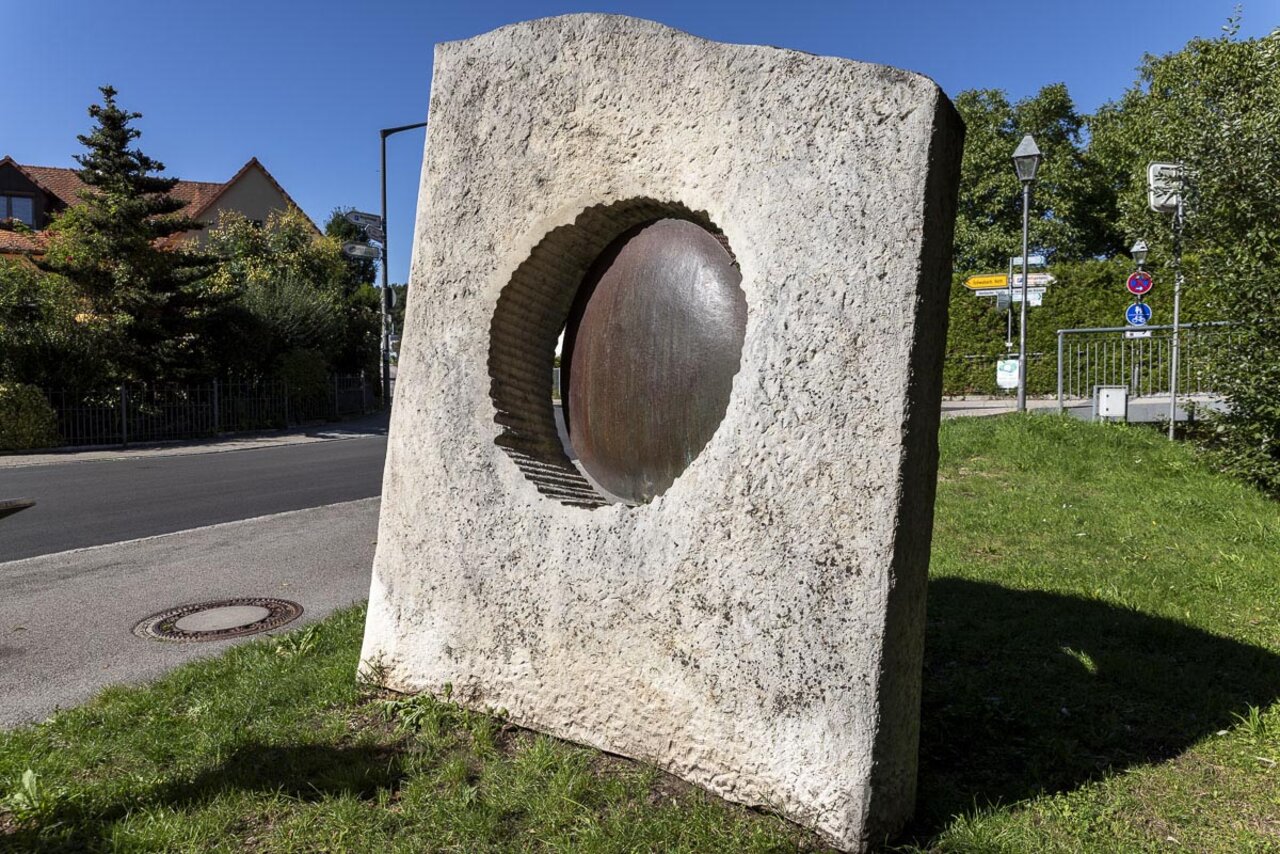 Kunstweg Der Kunstweg bietet viele Skulpturen im ganzen Ort und außen herum