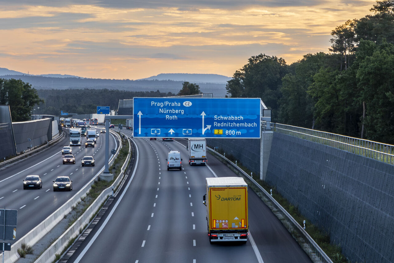 Metropolregion Die A6 verbindet die Metropolregion mit Prag